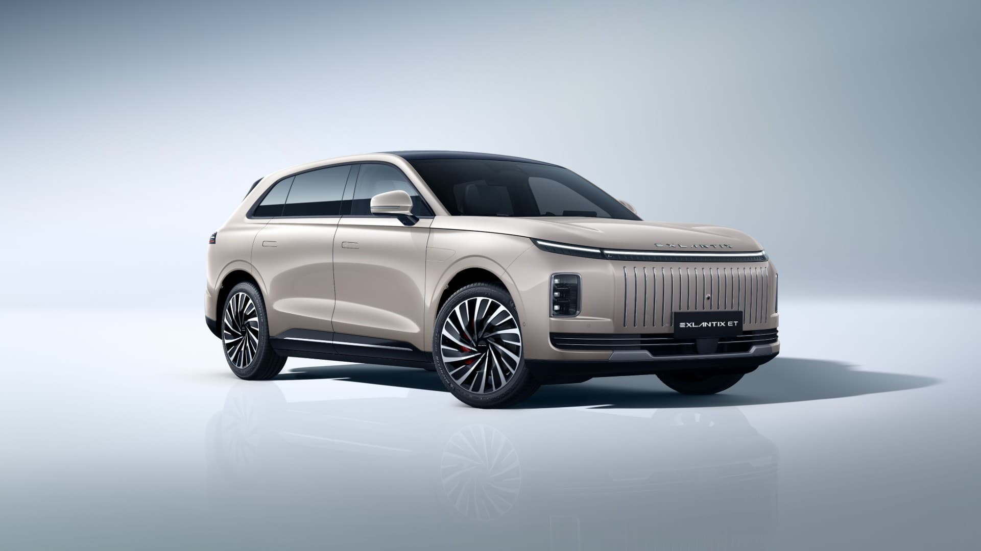 Exlantix ET battery-electric SUV in light champagne colour, official manufacturer image