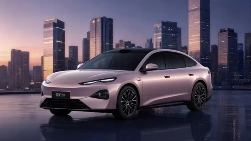 Second-generation BYD Seal 07 sedan shown in China